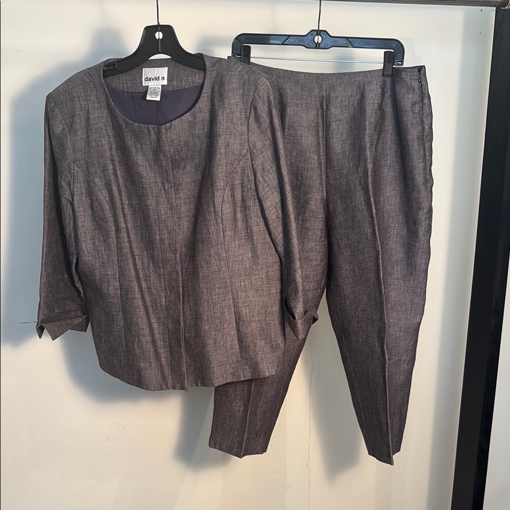 Gray Professional Pantsuit with Classic Fit